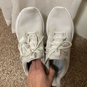 White Adidas cloud foam shoes size 7